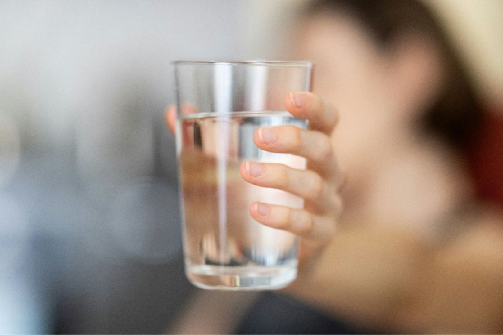 Beber agua para estar saludabe