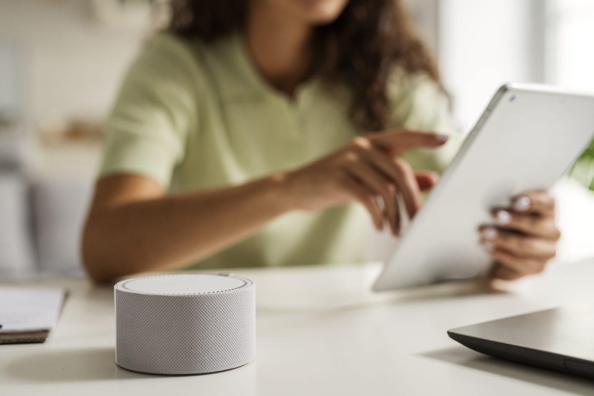dispositivo inteligente alexa