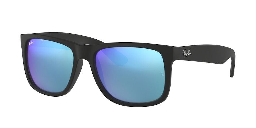 Unas Ray Ban siempre son un regalo con estilo