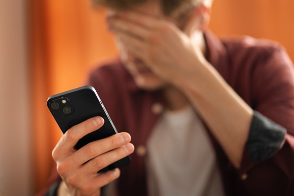 Las llamadas fraudulentas pueden ser una consecuencia del hurto del móvil