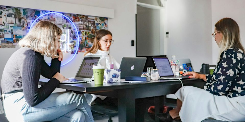 Conoce las claves para reducir el time-to-hire y conseguir los mejores profesionales
