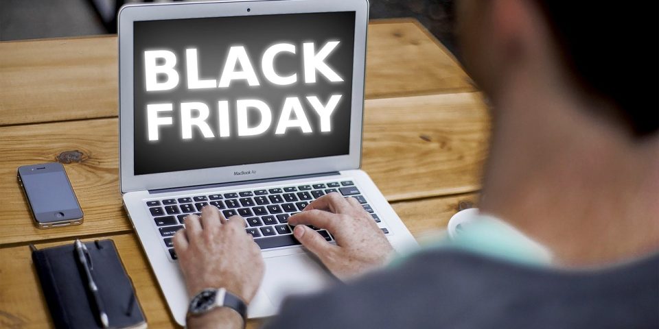 5 errores comunes al comprar electrónica en Black Friday